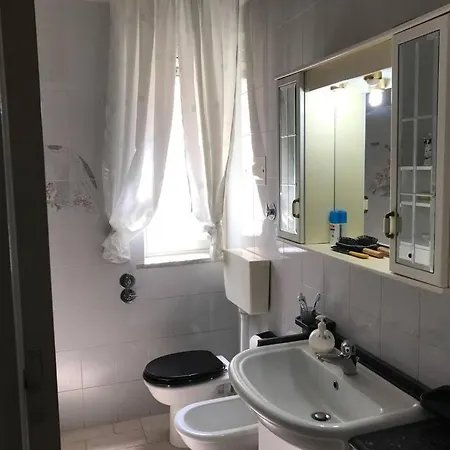 Apartamento Large Flat Near Botanical Garden & Station