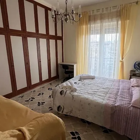 Large Flat Near Botanical Garden & Station Palermo