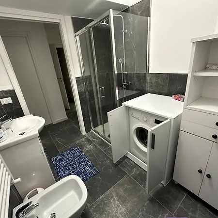 公寓 Large Flat Near Botanical Garden & Station 巴勒莫